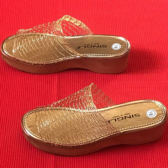 SINGLE SHOES - Picture 6 of 7